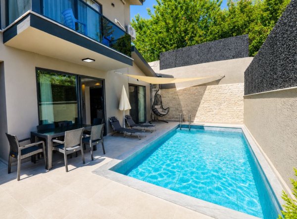 Villa Agoria | Fethiye Kargı'da Denize Yakın 3 Odalı Lüks Villa