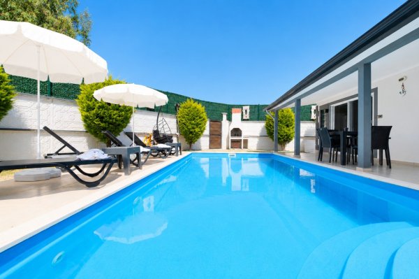 Villa Arel 2