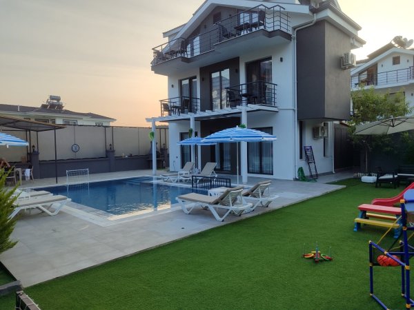 Villa Ataka | Fethiye'de Özel Havuzlu 8 Kişilik Kiralık Villa