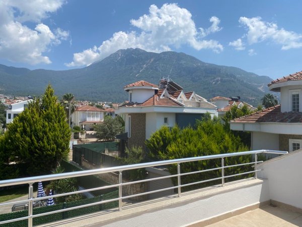 Villa Bravelle | Hisarönü'nde 3 Odalı & Her Odası Banyolu Lüks Villa