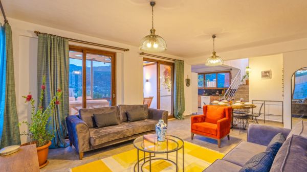 Villa Casa Sol | Kalkan'da Korunaklı Jakuzili Villa