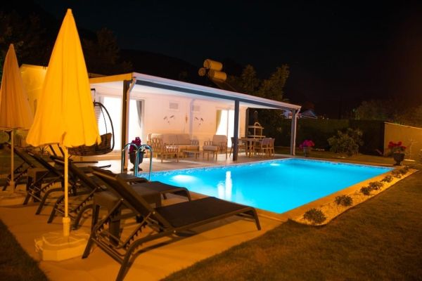 Villa Cemre İnlice