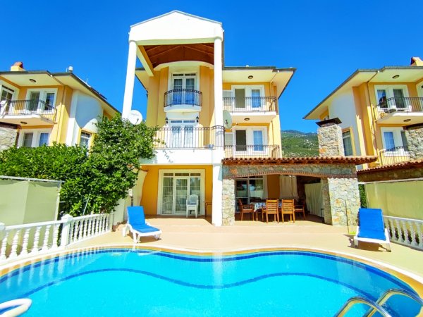 Villa Daphne 2  | Ölüdeniz'de 4 Odalı & Merkezi Kiralık Villa