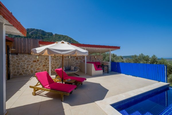 Villa Dream 3 | Kalkan Üzümlü'de Deniz Manzaralı & Korunaklı Balayı Villası