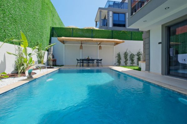 Villa Emsal | Fethiye Merkezde Jakuzili Tatil Villası