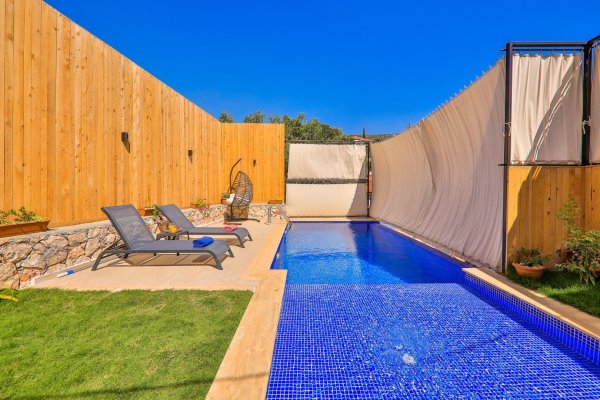 Villa Fresia Aras | Kalkan Patara Jakuzili Balayı Villası
