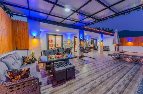 Villa Hanzade | Kalkan'da Korunaklı Özel Havuzlu Villa