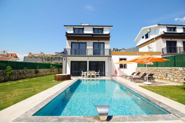 Villa Levanto 1 | Fethiye Hisarönü'nde Kapalı Havuzlu Yeni Lüks Villa
