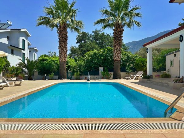 Villa Londra | Ölüdeniz'de Merkezi Konumda Kiralık Villa
