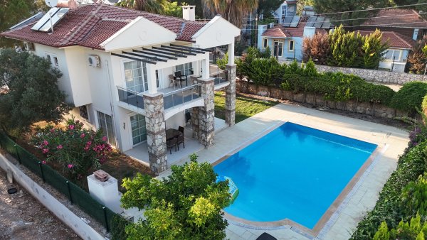 Villa Poetica | Hisarönü'nde Doğa Manzaralı Kiralık Yazlık
