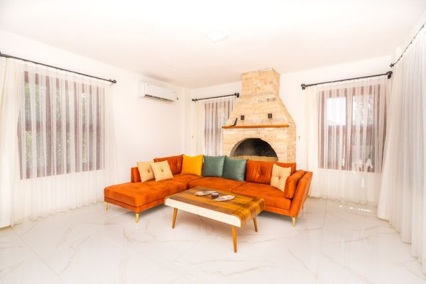 Villa Şahi | Kalkan’da Isıtmalı Havuzlu, Hamam ve Saunalı Muhafazakar Villa