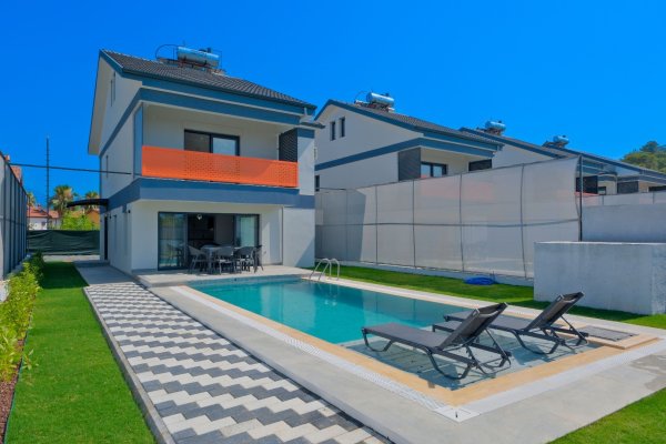 Villa Sirocco I | Fethiye Çalış'ta Denize Yakın Jakuzili Villa