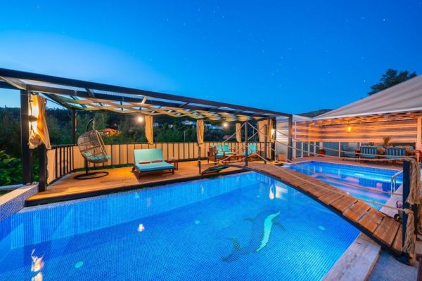 Villa Stellar | Kalkan’da  Kapalı Havuzlu Lüks Villa