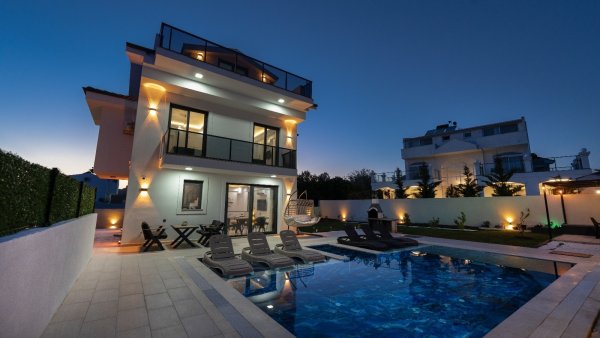 Villa Tahancı 3 | Fethiye Ovacık'ta Jakuzili & 3 Odalı Tatil Villası
