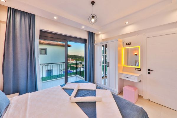 Villa Tayfun 2 | Kaş'ta Korunaklı Havuzlu Tatil Villası