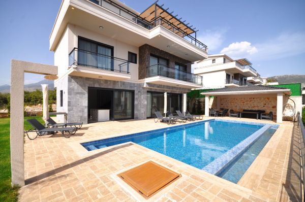 Villa Topaz