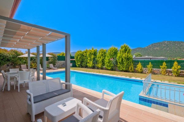 Villa Vita Duo | Fethiye Kayaköy'de Korunaklı, Jakuzili Havuzlu Villa