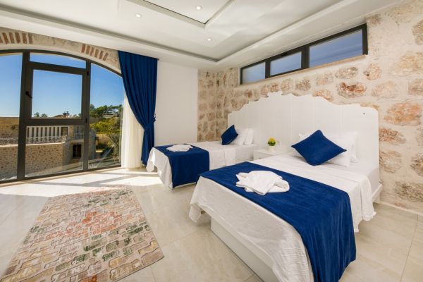 Villa Zerrin 10 | Kalkan’da Korunaklı Lüks Tatil Villası