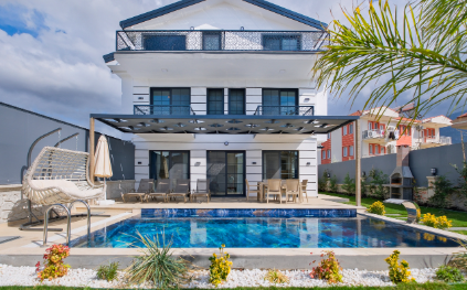 Villa Symbol | Fethiye Merkezde Jakuzili, Saunalı, Havuzlu Lüks Villa